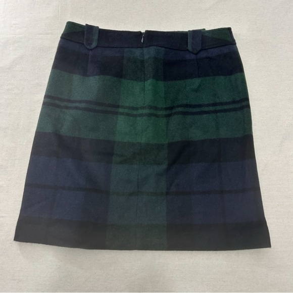 Talbots Dresses & Skirts - Talbots Wool Blend Plaid Mini Skirt Green Navy Black Watch Tartan Sz 10 Preppy